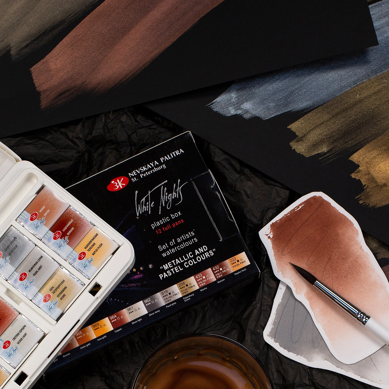 Set Acuarelas White Nights 12 pans Metallic and pastel colours, caja plastica - Imagen 4